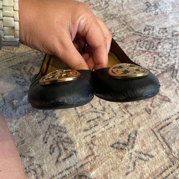 Tory Burch Chelsea Pump in Tory Navy Napa Leather SZ 8 Minimalist Classic GUC - Picture 2 of 10